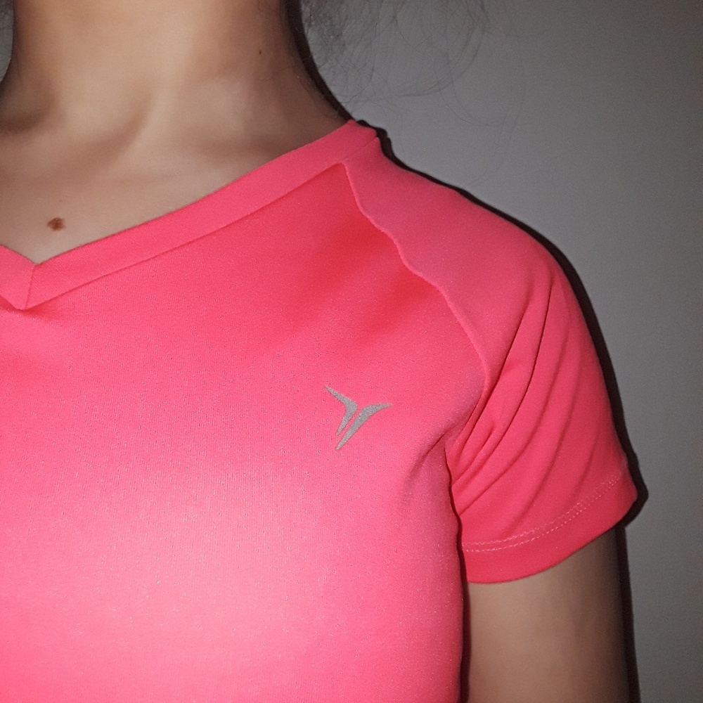 Old Navy Active Exercise T shirt